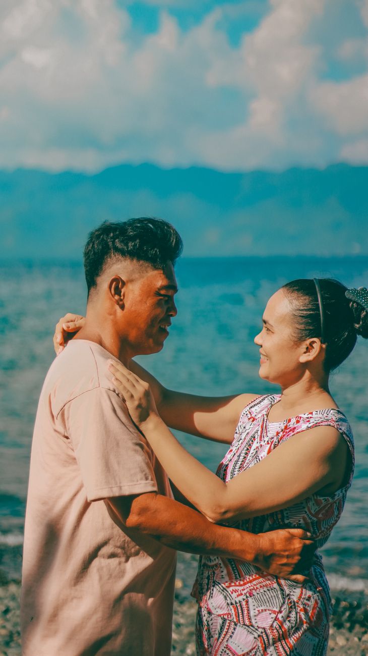 Couple enlacé